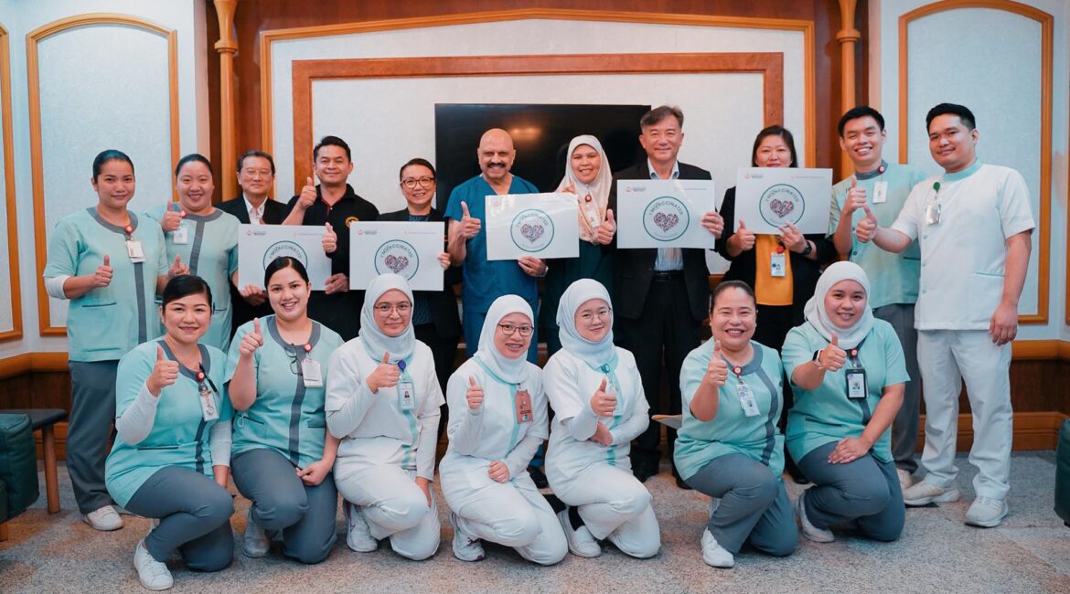 Jerudong Park Medical Centre Assisting to Further Protect the Country from COVID-19