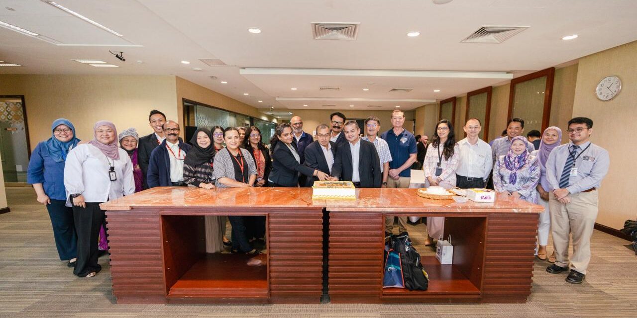 JPMC Explored Opportunities for Collaboration with Visiting Expert